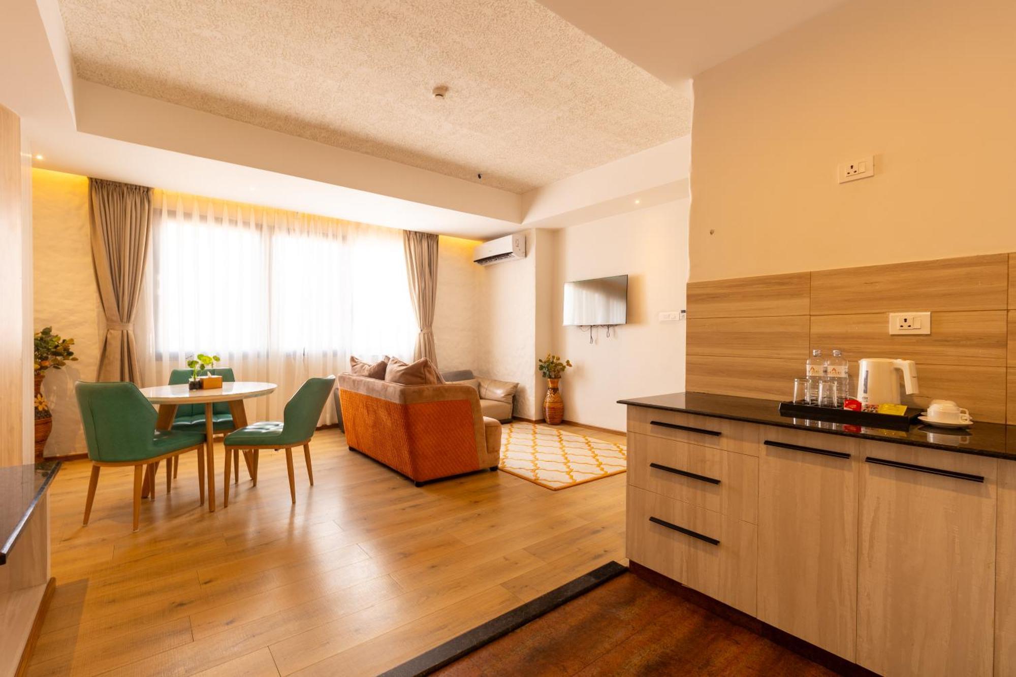 Arushi Boutique Hotel Kathmandu Bagian luar foto