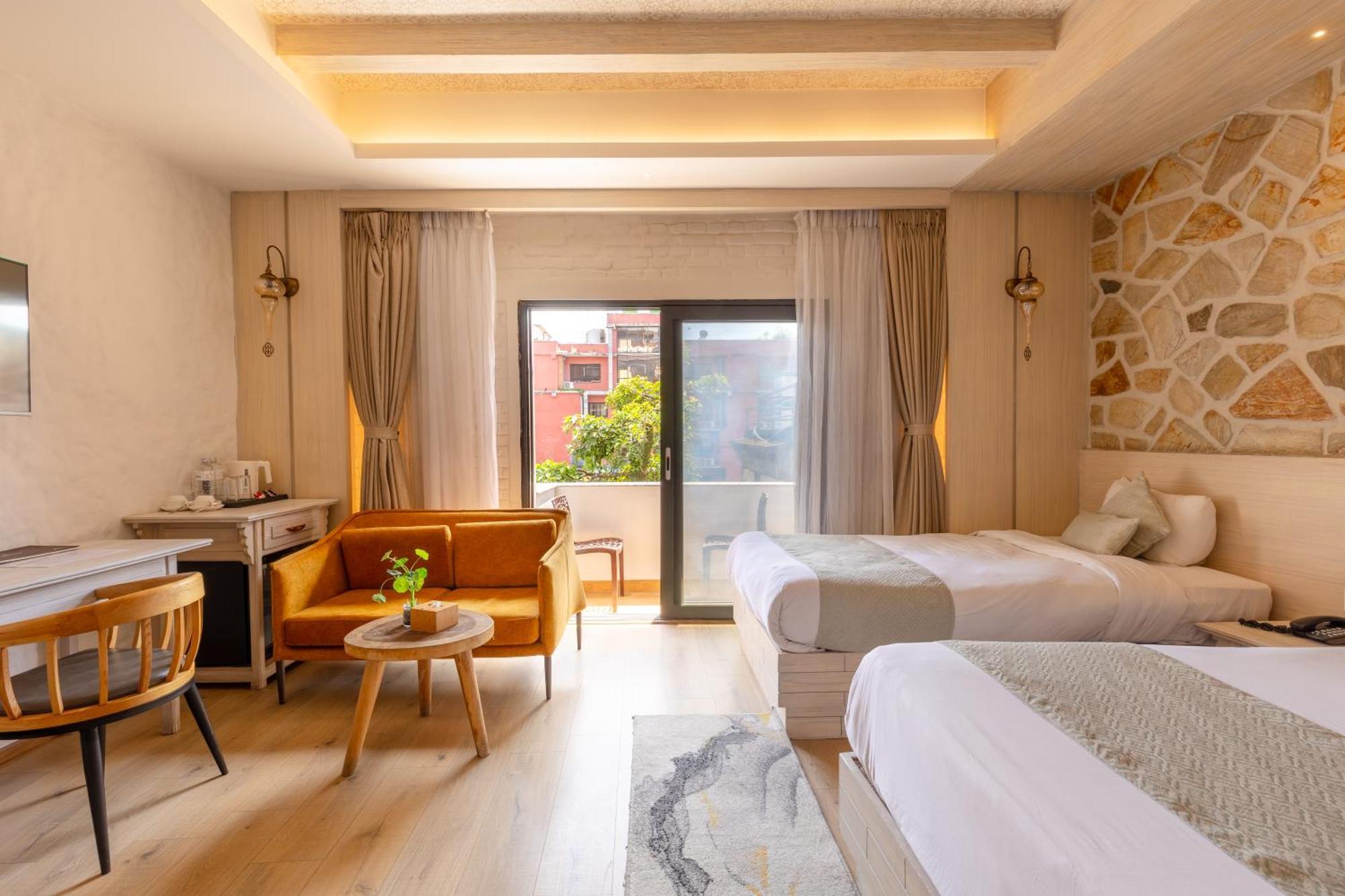 Arushi Boutique Hotel Kathmandu Bagian luar foto