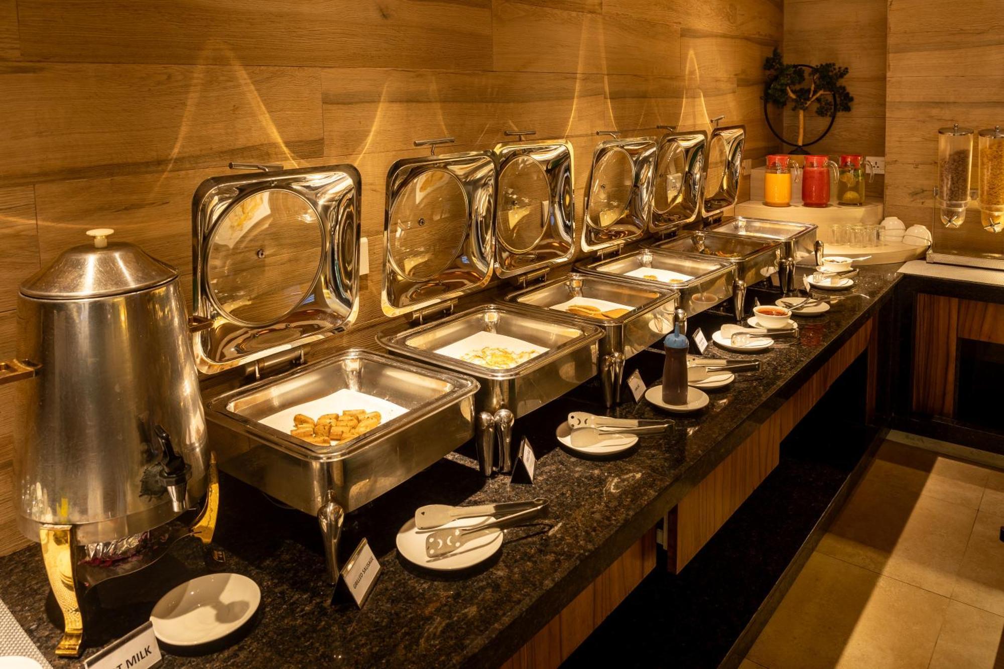 Arushi Boutique Hotel Kathmandu Bagian luar foto