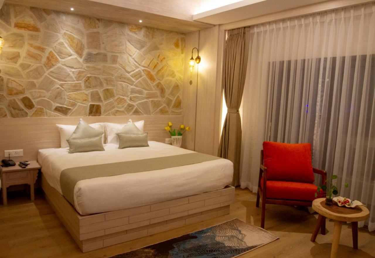 Arushi Boutique Hotel Kathmandu Bagian luar foto