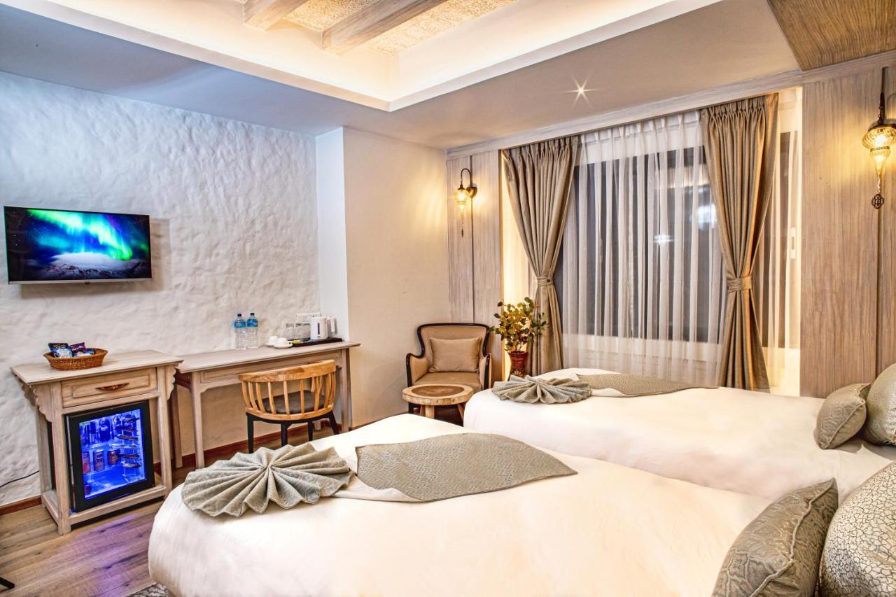 Arushi Boutique Hotel Kathmandu Bagian luar foto